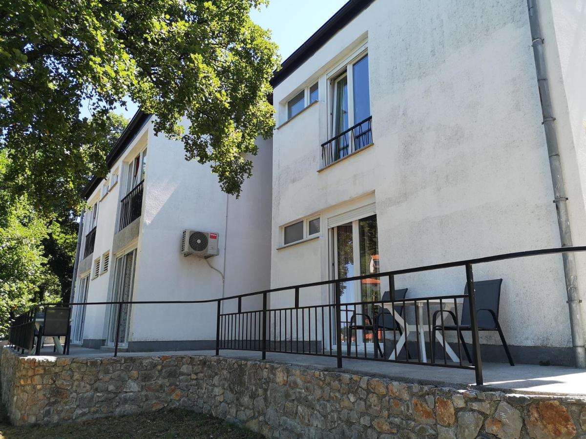 Guest House Morska Grota Povile Exterior photo